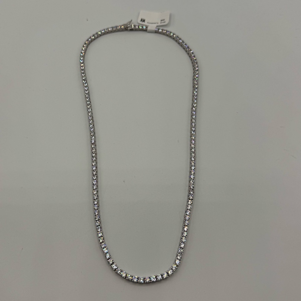 18kt Tennis Necklace - Picture 9 of 11